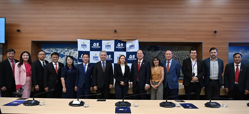 Participantes en la reunión (Fuente:sggp.org.vn)