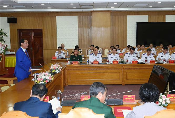 Coronel general Tran Quang Phuong, vicepresidente de la Asamblea Nacional de Vietnam, en la sesión de trabajo (Foto: VNA)