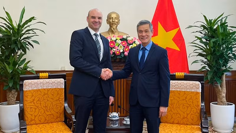 Escena del evento (Fotografía: baoquocte.vn)