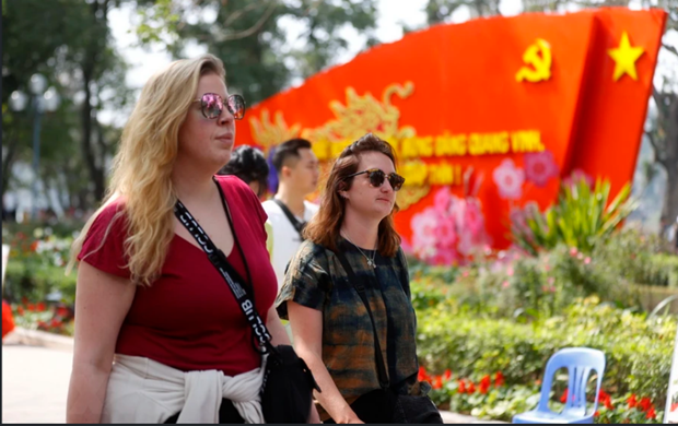 Turistas extranjeros en Hanói (Foto:VNA)