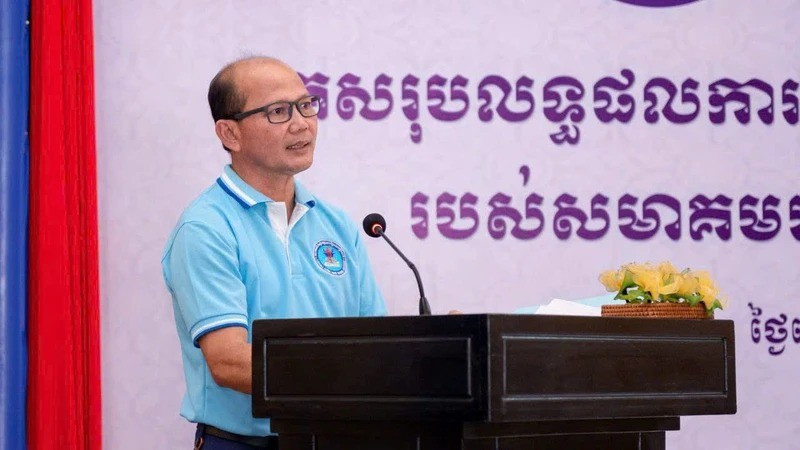 El académico camboyano Uch Leang en la Conferencia de Exestudiantes Camboyanos en Vietnam, marzo de 2025. (Foto: Nhan Dan)