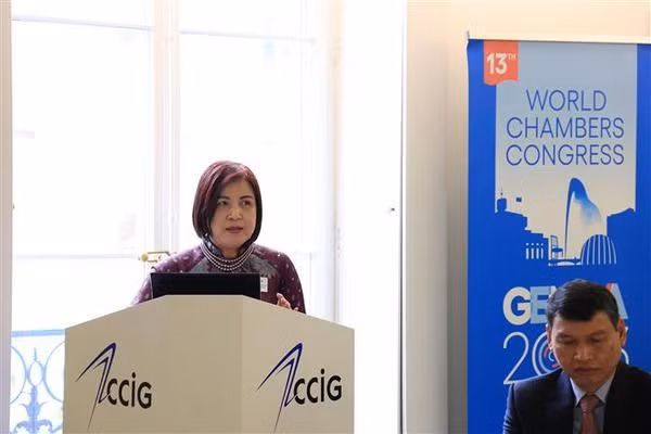 La embajadora Le Thi Tuyet Mai en el evento (Foto: VNA)