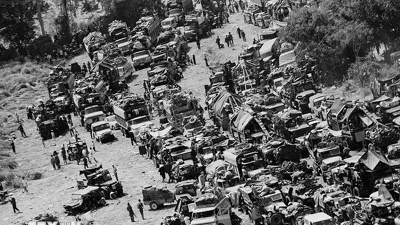 El 320.º Cuerpo de Ejército obtiene la victoria de Cheo Reo mientras persigue al enemigo en la Ruta 7-Cheo Reo (del 16 al 24 de marzo de 1975) en la Campaña de Tay Nguyen. (Foto: VNA) 