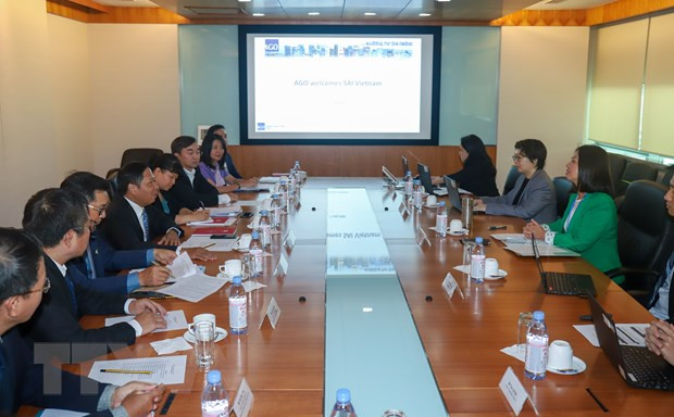Vietnam y Singapur por promover cooperación en auditoría