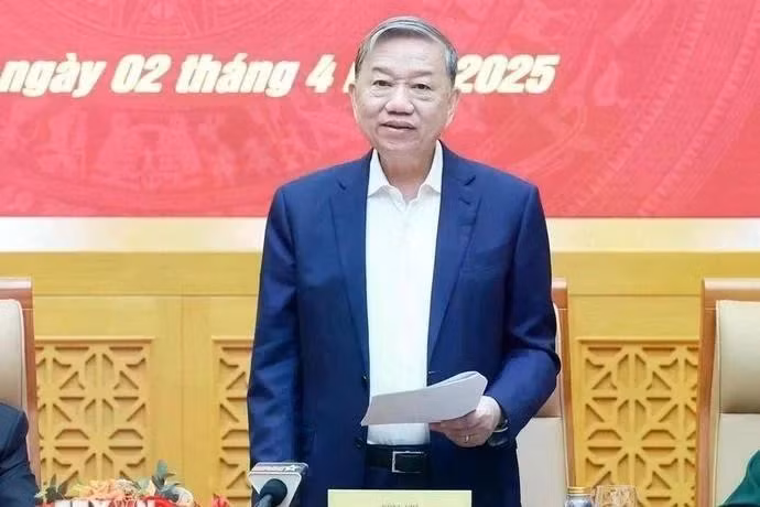 El secretario general del Partido Comunista de Vietnam, To Lam, interviene en la conferencia. (Foto: VNA)