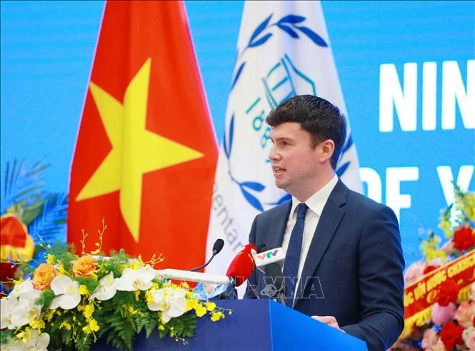 Dan Carden, presidente del Foro de Jóvenes Parlamentarios de la Unión Interparlamentaria (Foto:VNA)