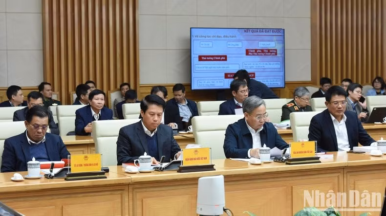 Los representantes de ministerios, sectores y localidades en el evento. Los representantes de ministerios, sectores y localidades en el evento.