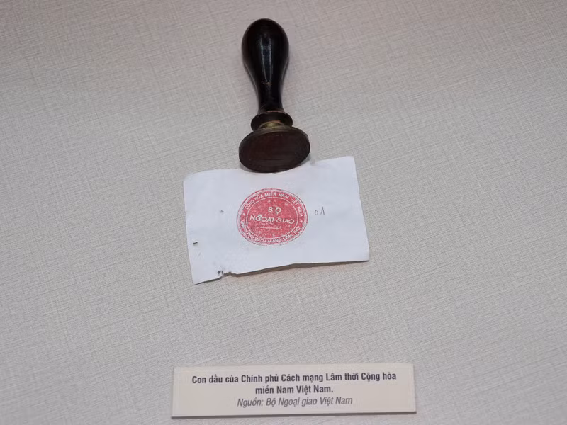 Sello del Gobierno Revolucionario Provisional de la República de Vietnam del Sur (Fotografía: Centro Nacional de Archivos III)