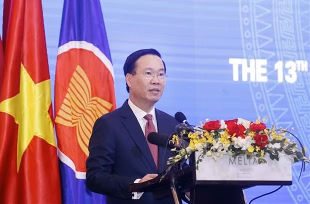 El presidente de Vietnam, Vo Van Thuong, se dirige a la cita. (Foto: VNA)