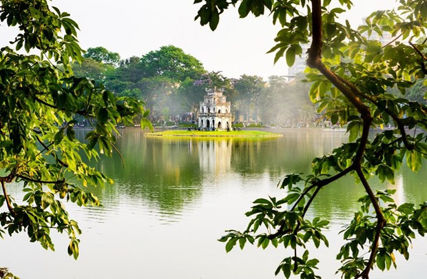 El lago Hoan Kiem. (Foto: dulich.petrotimes.vn)