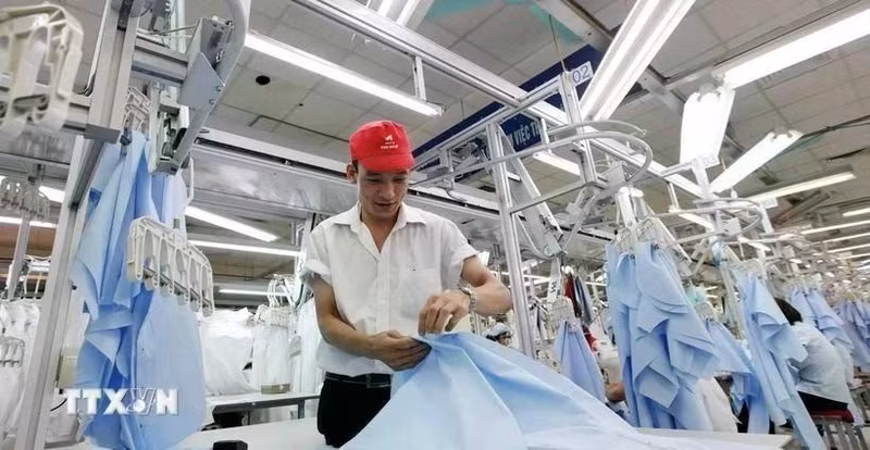 Vietnam registró aumentos tanto en el registro de nuevos negocios como en el número de empresas que regresan al mercado en los primeros meses del años. (Foto: VNA)