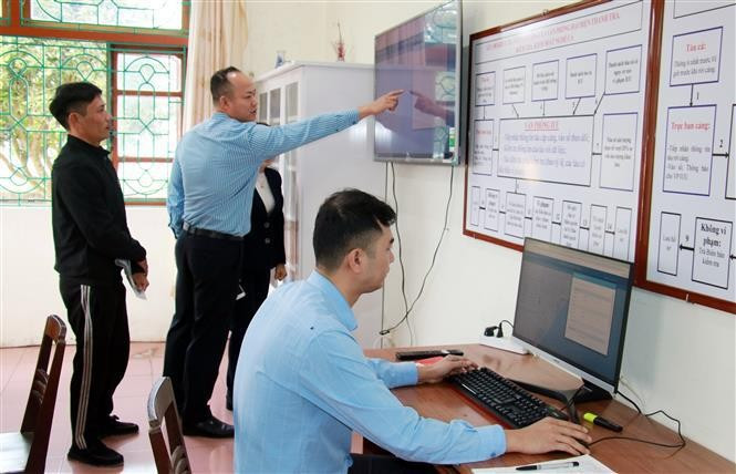 Guardia fronteriza de Nam Dinh trabaja para impedir pesca ilegal. (Fuente:VNA)