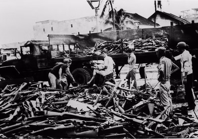 La campaña de Hue-Da Nang tuvo lugar del 21 al 29 de marzo de 1975 y fue una de las tres principales de la Ofensiva y Levantamiento General de Primavera de 1975. En poco tiempo, el ejército de liberación eliminó muchas brigadas enemigas principales.