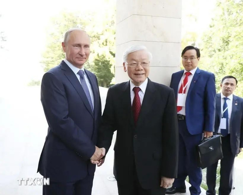 El presidente ruso, Vladimir Putin, recibió al secretario general del PCV, Nguyen Phu Trong, quien realizó en una visita oficial a Rusia (6 de septiembre de 2018). (Foto: VNA)