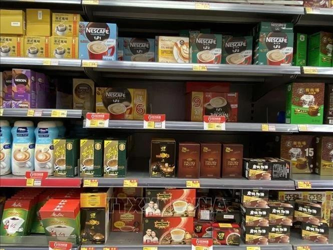 Algunos productos vietnamitas se venden en el supermercado Wellcome, Hong Kong. (Foto: VNA)