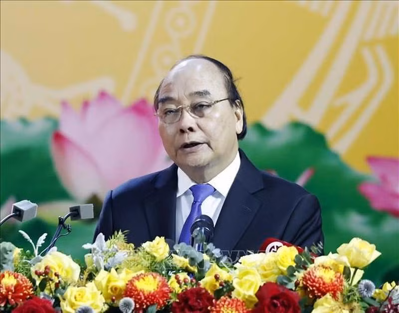 Xuan Phuc interviene en la ceremonia.