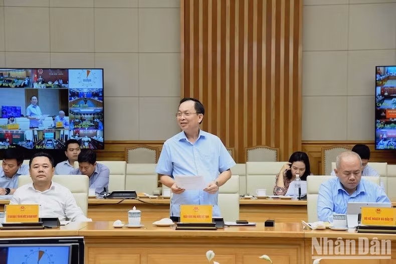 Un representante del Banco Estatal.