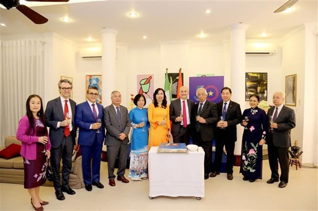 Delegados a la ceremonia. (Fotografía: VNA)