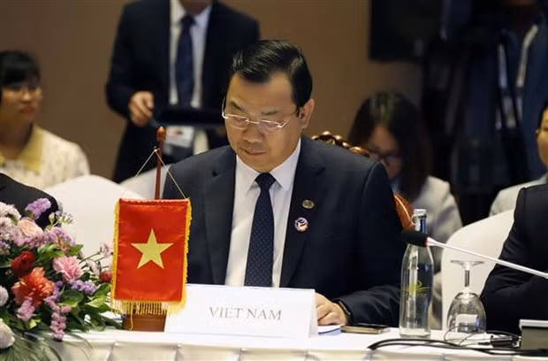 Nguyen Trung Khanh, jefe de la Administración General de Turismo de Vietnam, en el evento. (Fotografía: VNA)