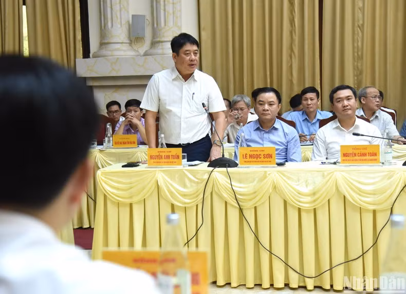 El director general de la Corporación de Electricidad de Vietnam (EVN), Nguyen Anh Tuan.