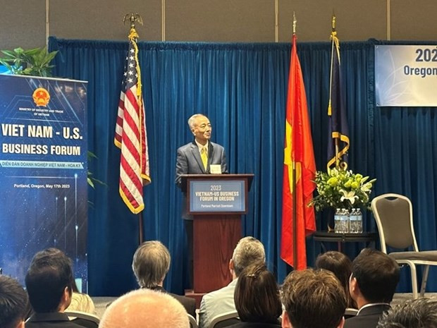 Nguyen Hong Duong, subjefe del Departamento de Mercado de Europa y América del Ministerio de Industria y Comercio de Vietnam, en la cita. (Fotografía: VNA)