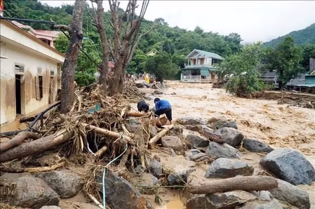 Consecuencias de las inundaciones en el distrito de Ky Son, provincia de Nghe An. (Fotografía: VNA)