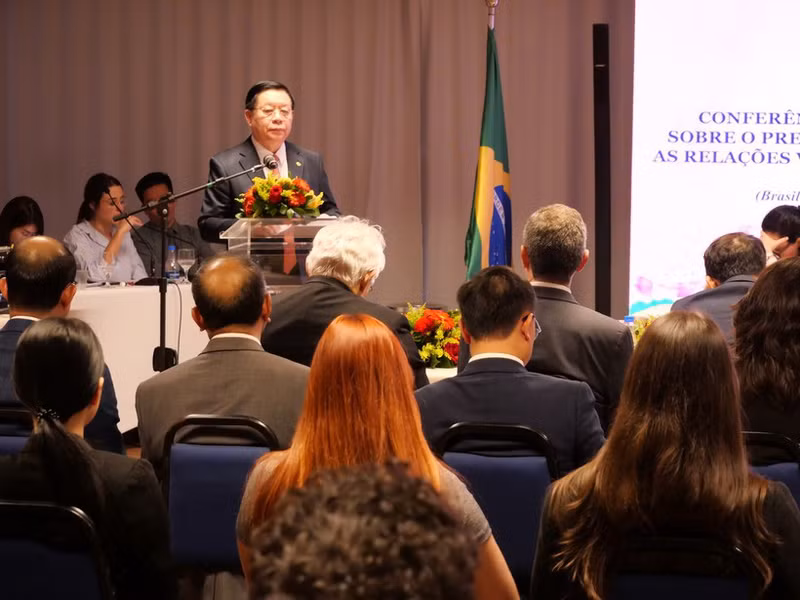 El miembro del Buró Político y del Secretariado del Comité Central del PCV y jefe de su Comisión de Comunicación y Educación, Nguyen Trong Nghia, en la cita. (Fotografía: VNA)