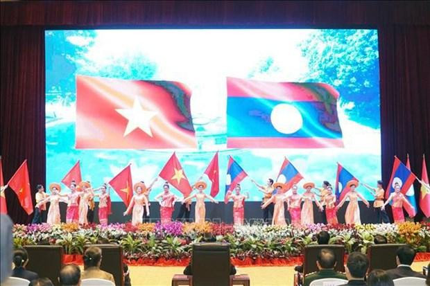 Relaciones especiales Laos-Vietnam son una herencia invaluable, según un periódico laosiano. (Fotografía: VNA)