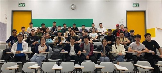 Una clase de estudiantes vietnamitas en AICAT. (Fotografía: VNA) 