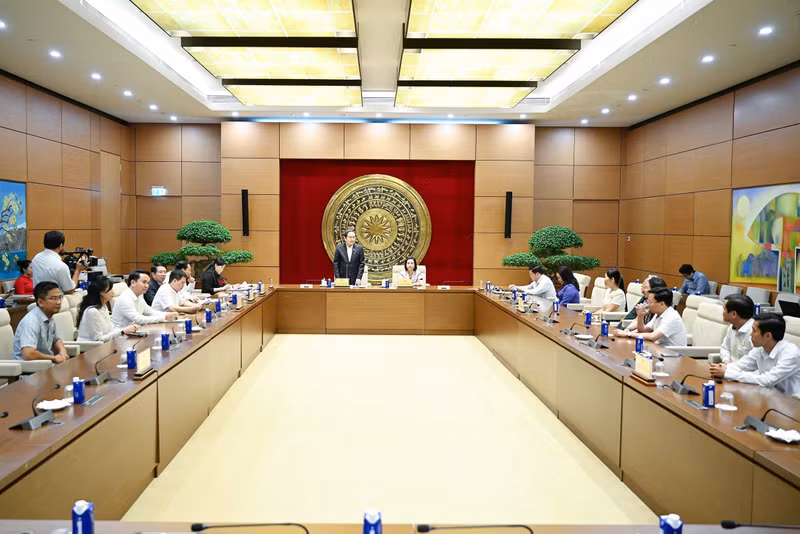 Panorama de la reunión. (Fotografía: daibieunhandan.vn)