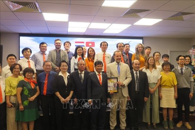 Delegados participantes en la cita. (Fotografía: VNA)