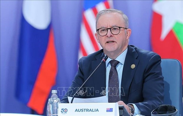 El primer ministro de Australia, Anthony Albanese, interviene en la reunión. (Fotografía: VNA)