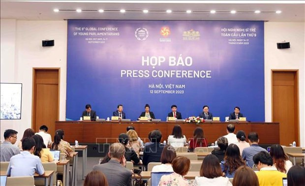 Panorama de la rueda de prensa. (Fotografía: VNA)