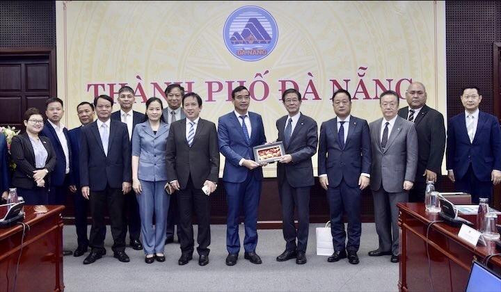 Participantes en la cita. (Fotografía: Portal de la ciudad de Da Nang)