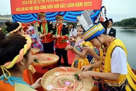 Promueven amistad tradicional entre Quang NInh y Dongxing. (Fotografía: VNA)