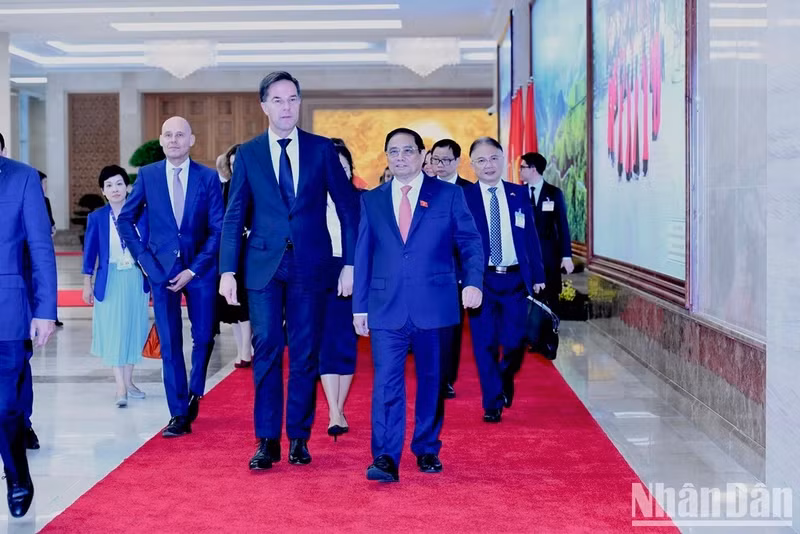 La actividad sigue a las conversaciones del mismo día entre los dos dirigentes.