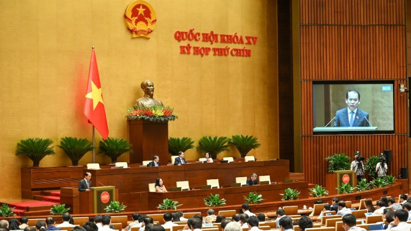 En una sesión de la Asamblea Nacional de Vietnam. (Fotografía: Nhan Dan)