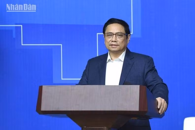 El primer ministro de Vietnam, Pham Minh Chinh, interviene en la conferencia. (Fotografía: Nhan Dan)