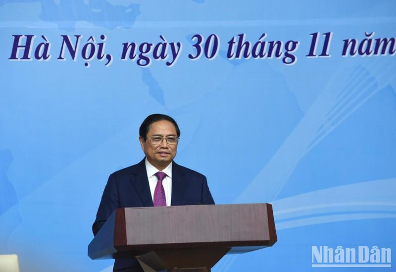 El primer ministro de Vietnam, Pham Minh Chinh, interviene en la cita. (Fotografía: Nhan Dan)
