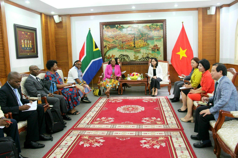En la reunión. (Fotografía: bvhttdl.gov.vn)