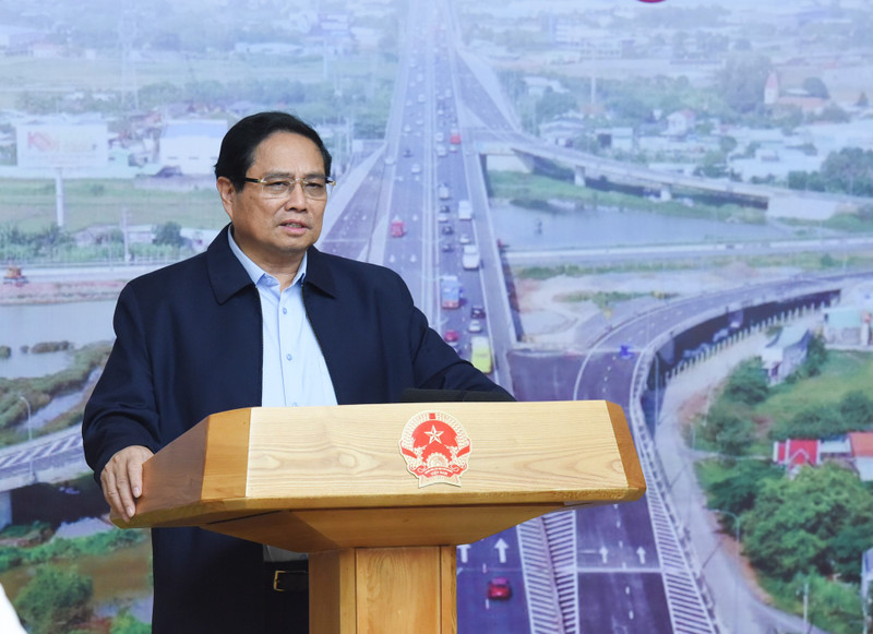 El primer ministro de Vietnam, Pham Minh Chinh, interviene en la reunión. (Fotografía: Nhan Dan)