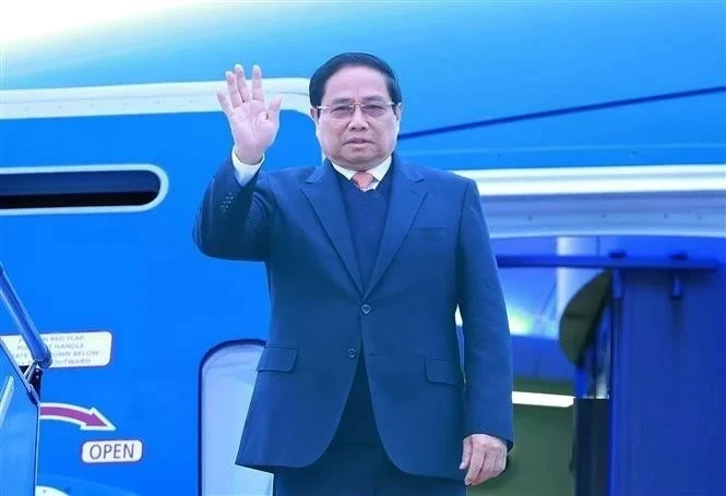 El primer ministro de Vietnam, Pham Minh Chinh, parte de Hanói para iniciar una visita a Laos. (Fotografía: VNA)