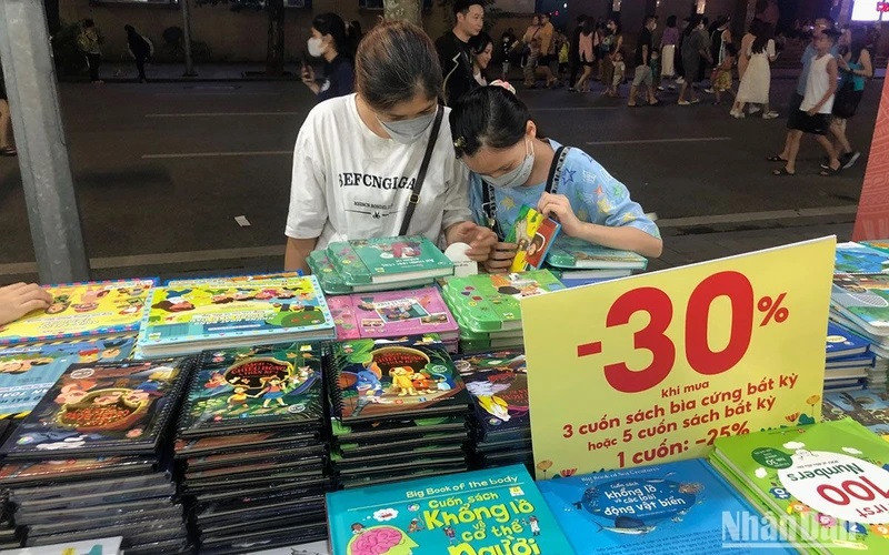 En la feria de 2022. (Fotografía: Nhan Dan)