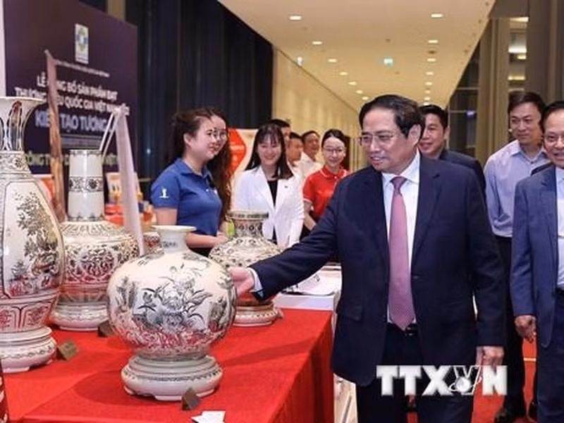 El jefe de Gobierno participa en la velada, cuyo tema fue 'Crear el futuro'.