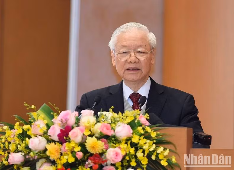 El secretario general del Partido Comunista de Vietnam, Nguyen Phu Trong, interviene en la reunión. (Fotografía: Nhan Dan)