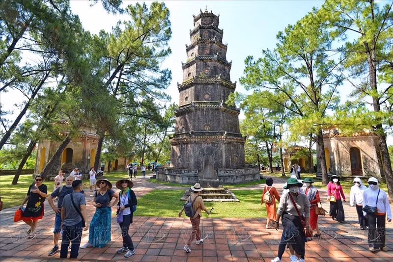 La pagoda de Thien Mu atrae cada año a millones de budistas y visitantes en general.