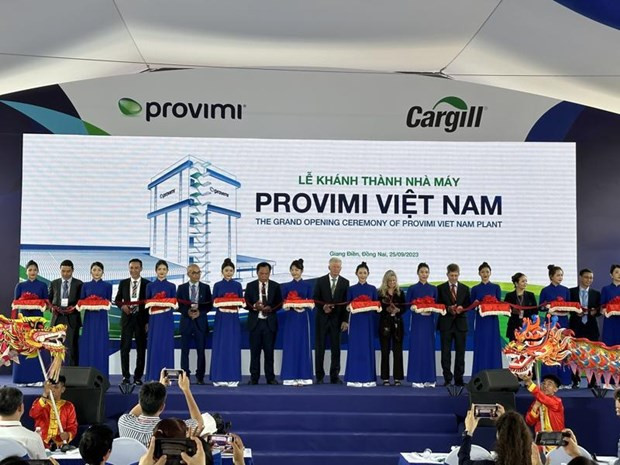 Acto de inauguración. (Fotografía: vneconomy.vn)