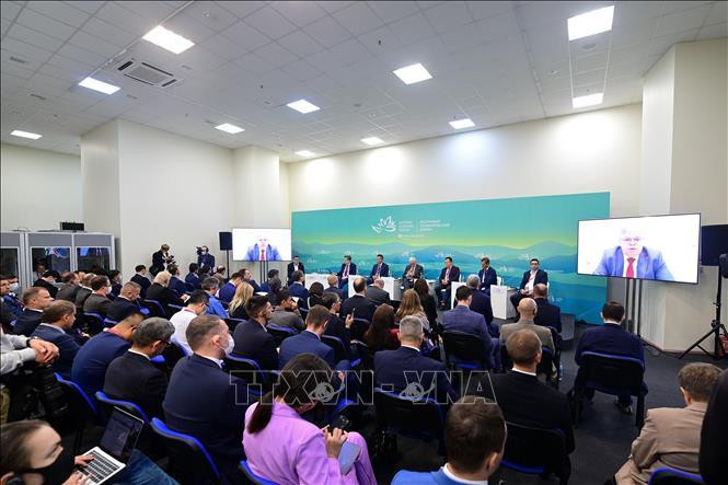 En un evento enmarcado en el Foro. (Fotografía; VNA)
