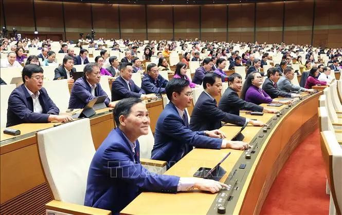 La Asamblea Nacional de Vietnam de la XV legislatura adoptó una resolución sobre el establecimiento de la ciudad de Hue bajo la administración central. (Fotografía: VNA)