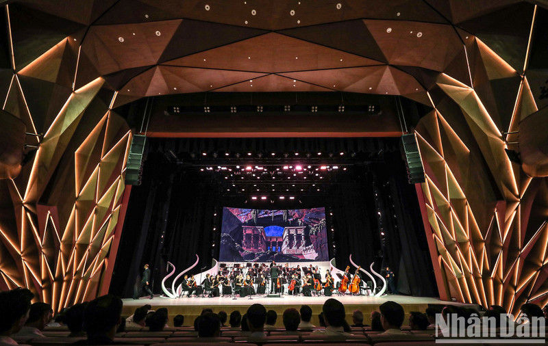 En el teatro de Ho Guom. (Fotografía: Nhan Dan)